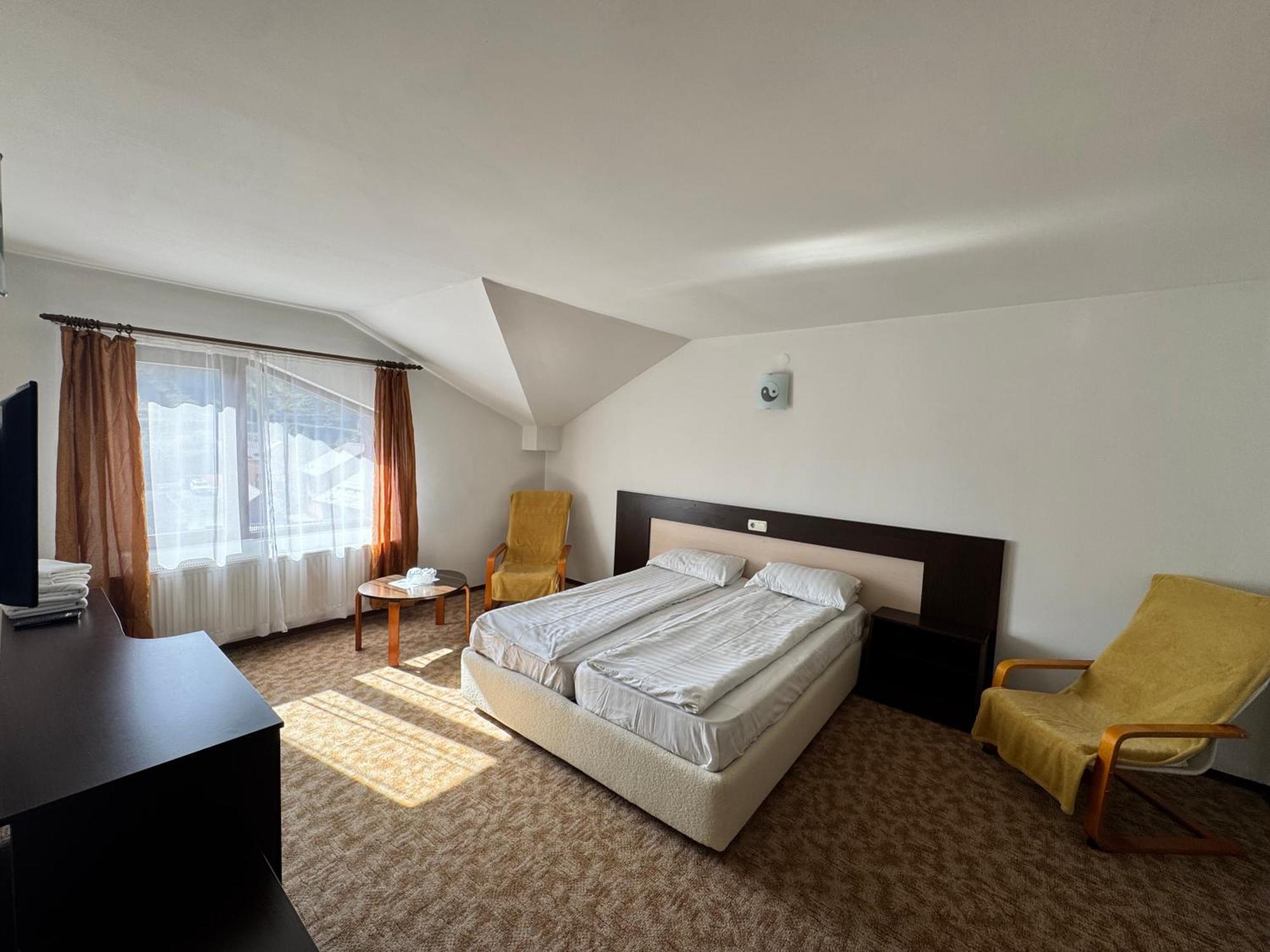 Chalet Minut Ватра-Дорней Екстер'єр фото