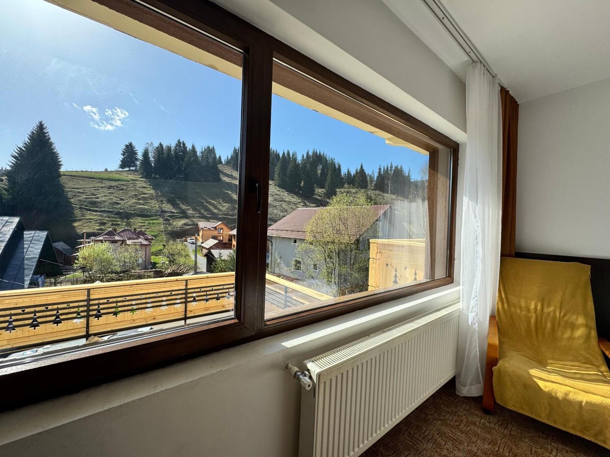 Chalet Minut Ватра-Дорней Екстер'єр фото